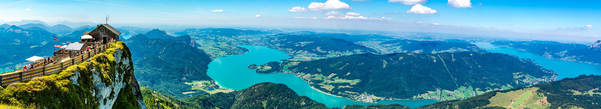 Die schönsten Berge in Österreich erklimmen und dabei faszinierende Aussichten genießen – REWE Reisen verrät Ihnen die besten Plätze!