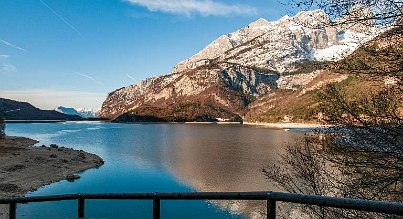 Der Molvenosee: einer der schönsten Dolomiten-Seen