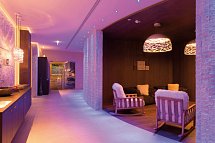 first mountain Hotel Montafon - Lounge