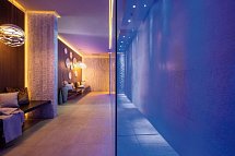 first mountain Hotel Montafon - Wellnessbereich