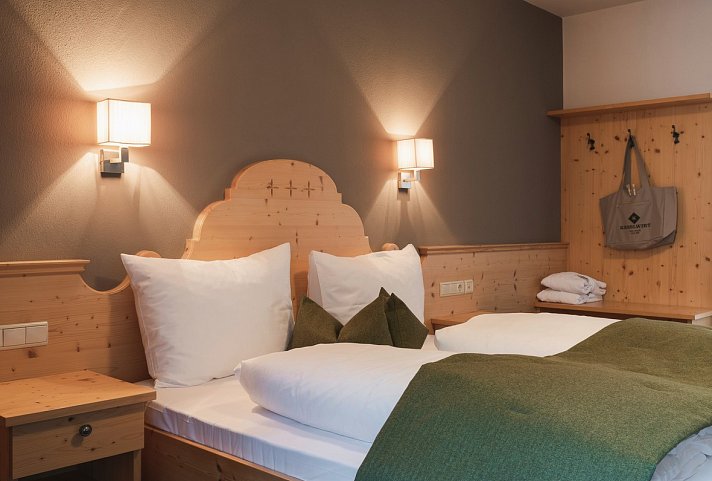 Kesslwirt - Wohnbeispiel Doppelzimmer Juval Straße (Zimmercodierungen DZ1 & DB7)