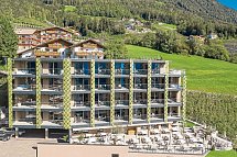 Oliven- und Genusshotel Hirzer - Oliven- und Genusshotel Hirzer