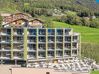 Oliven- und Genusshotel Hirzer - Oliven- und Genusshotel Hirzer