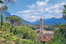 Oliven- und Genusshotel Hirzer - Meran
