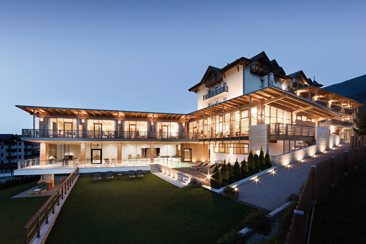 Hotel Corona Dolomites