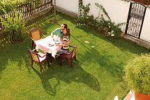 Hotel Rosskopf - Sitzmöglichkeiten im Grünen