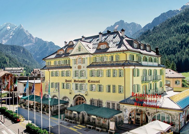 Schloss Hotel & Club Dolomiti