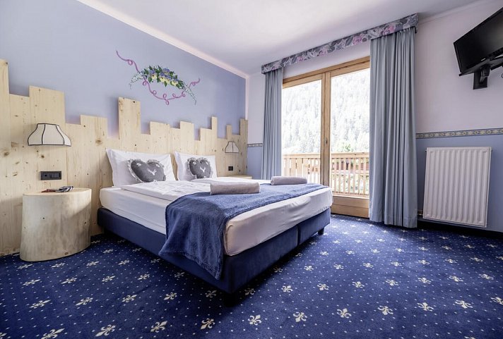 Hotel Gran Zebru - Wohnbeispiel Doppelzimmer Standard mit Balkon