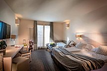 Hotel Brenta Dolomites - Wohnbeispiel Vierbettzimmer (Zimmercodierung DB4)