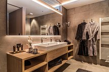 Boutique Hotel Kircher - Beispiel Alpine Romantic Suiten -Badezimmer