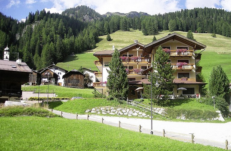 Hotel Dolomites Inn