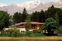 Lake Hotel Lagolo - Außenansicht