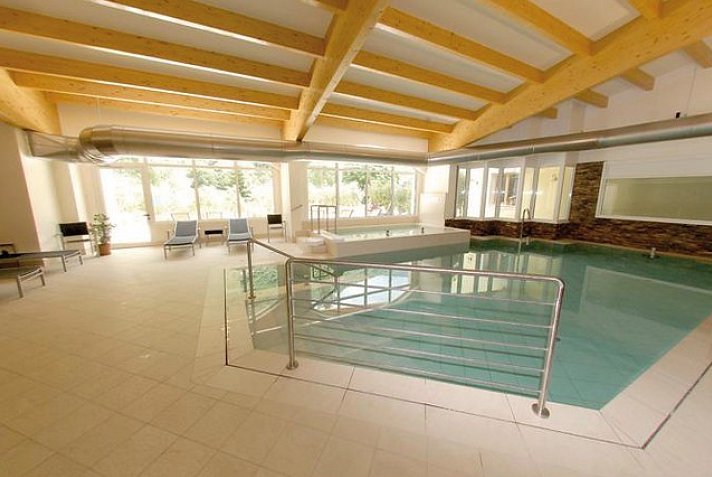 Lake Hotel Lagolo