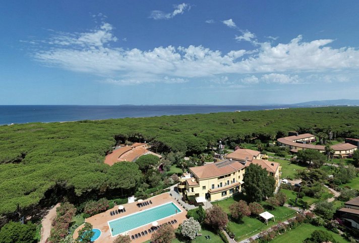 Horse Country Resort & Spa - Blick auf das Hotel