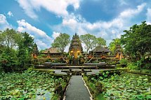 Java und Bali Rundreise & Baden - Pura-Taman-Saraswati, Bali