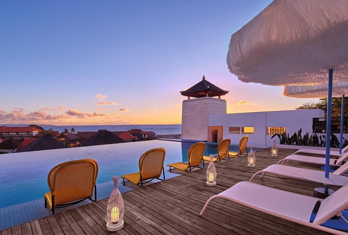 Aloft by Marriott Bali Seminyak - Hotelpool
