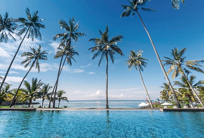 Indonesien – Badekombination auf Bali