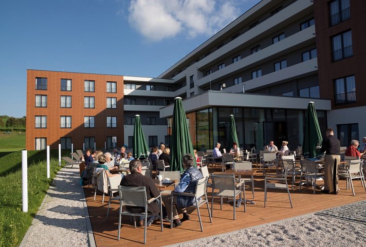 Santé Royale Hotel- und Gesundheitsresort Wolkenstein-Warmbad - Terrasse