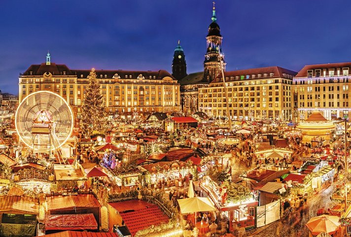 Weihnachtsmarkt & ARCOTEL HafenCity Dresden