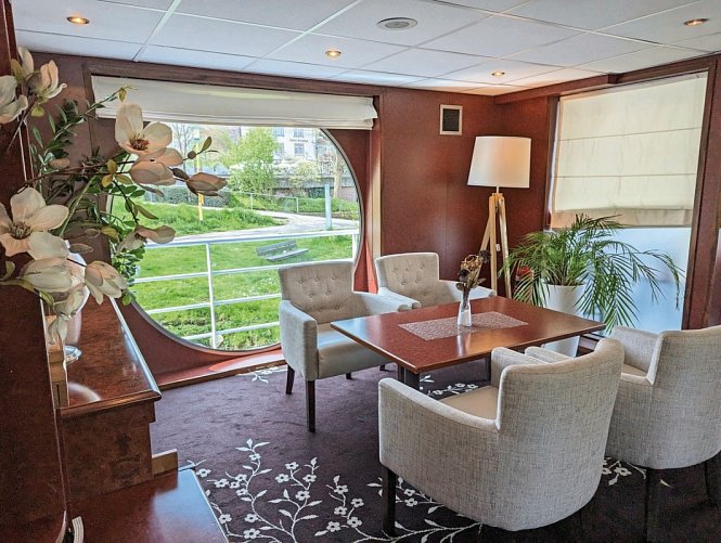 Flusskreuzfahrt Holland und Belgien - MS SE-MANON, Bibliothek