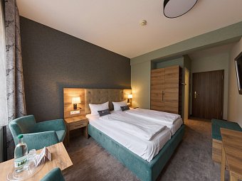 Hotel Brauhaus zum Löwen - Wohnbeispiel Doppelzimmer Junior (Zimmercodierung DB9)
