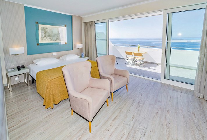 Hotel Orca Praia - Wohnbeispiel Doppelzimmer Deluxe Meerblick (Zimmercodierungen DDM, D1M & DDO)
