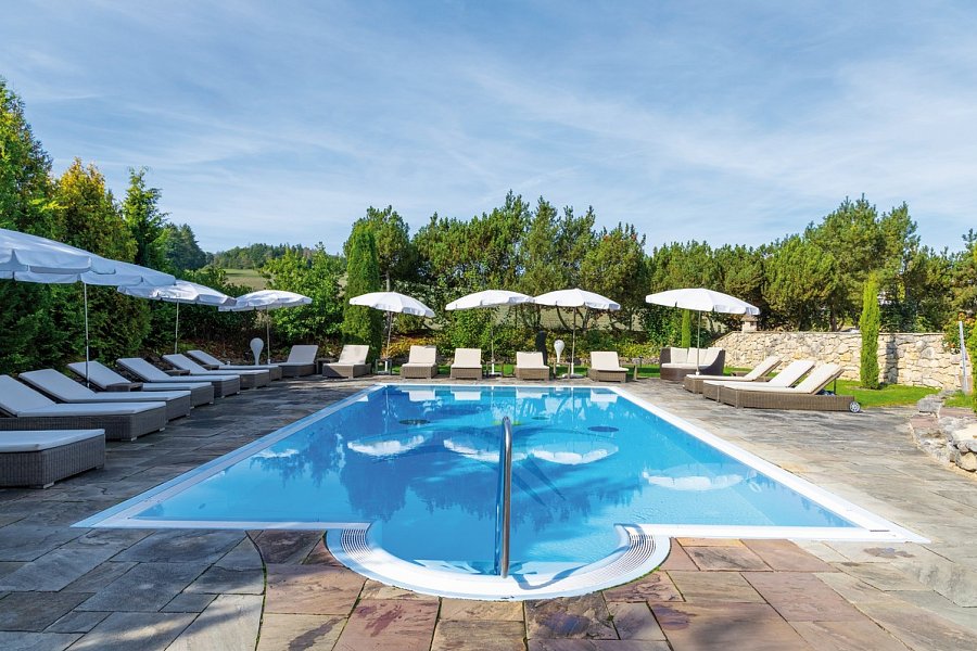 Natur-, Sport- & Wellnesshotel Freund - Außenpool