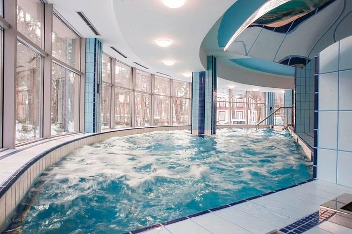 Grand Kapitan Medi Spa - Innenpool
