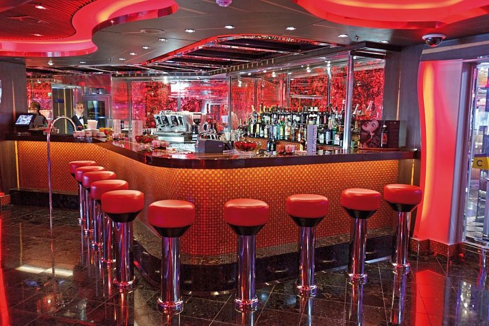 Kreuzfahrt Island inkl. Parkplatz - Bar
