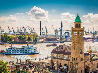 Kreuzfahrt Britische Inseln inkl. Bahn - Hamburg Hafen und Landungsbrücken