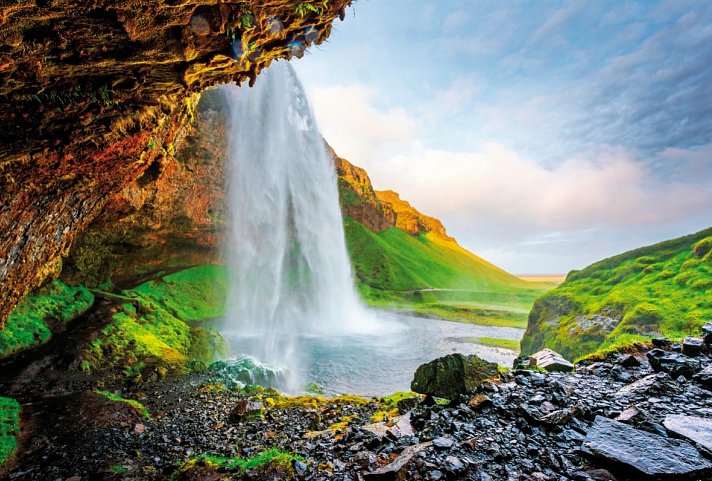 Kreuzfahrt Island & Schottland inkl. Bahn - Seljalandfoss