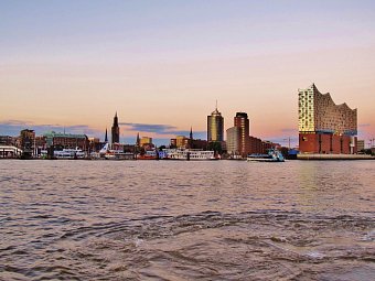 Kreuzfahrt Island & Schottland inkl. Parkplatz - Hamburg