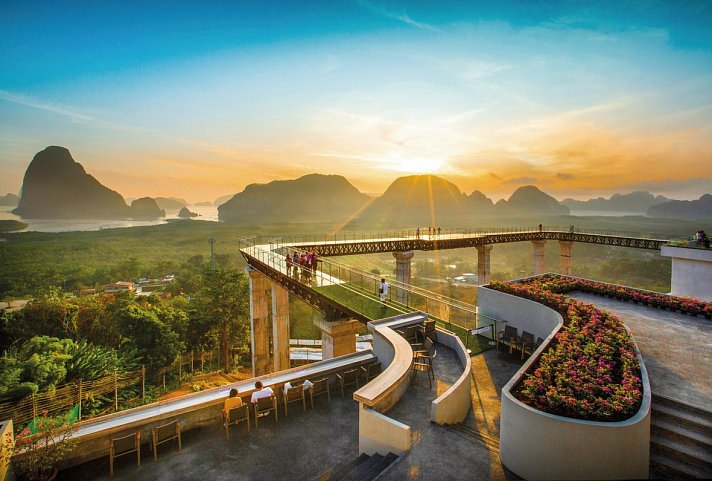 Thailand Beyond Kombination - Skywalk