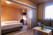 Tia Smart Natur - Wohnbeispiel Juniorsuite Natur (Zimmercodierung JB1)
