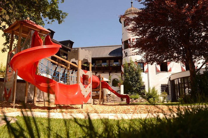Family SchlossHotel Rosenegg - Spielplatz