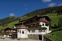 Hotel Höhlenstein - Außenansicht