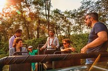 Nepal Rundreise - Jeep Safari im Chitwan NP