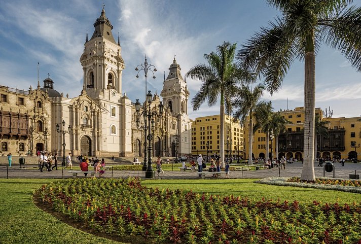 Große Südamerika Rundreise - Plaza de Armas, Lima