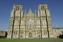 Südengland & Wales Rundreise - Kathedrale in Wales