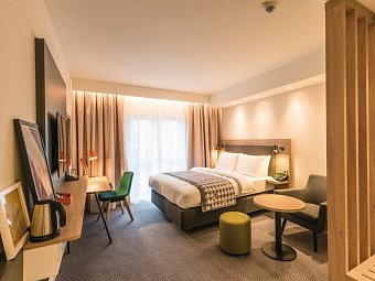 THERME ERDING & Hotel Holiday Inn Express Munich Airport – Erding - Wohnbeispiel Doppelzimmer (Zimmercodierung DB9)