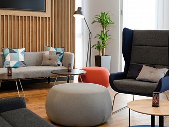 THERME ERDING & Hotel Holiday Inn Express Munich Airport – Erding - Lobby