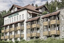 Donna Burghotel am Hohen Bogen - Außenansicht Burghotel