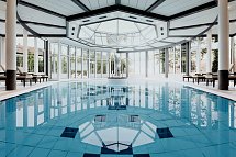 Donna Burghotel am Hohen Bogen - Innenpool