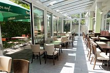 Hotel Phönix - Restaurant Wintergarten/Garten