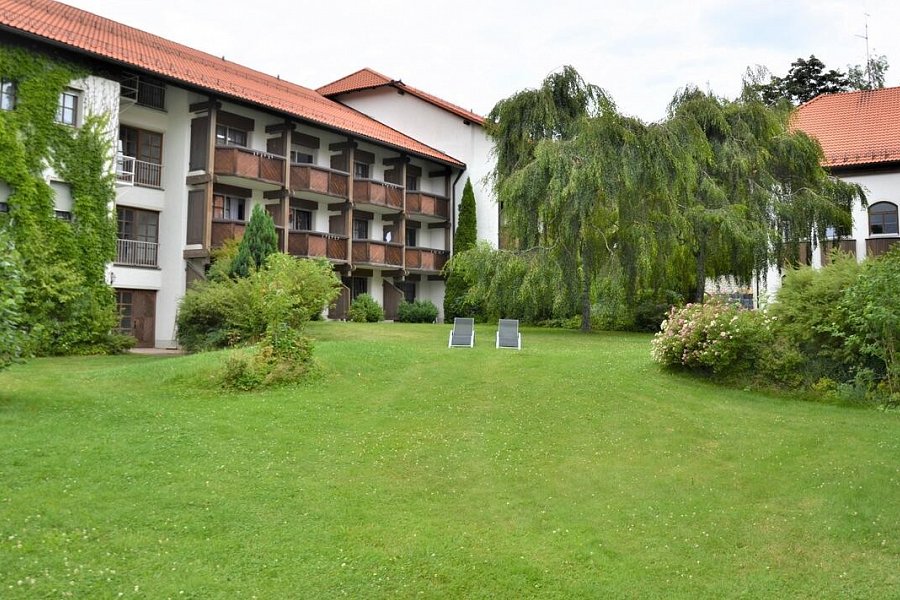 Hotel Waldkirchen am Badepark - Außenansicht