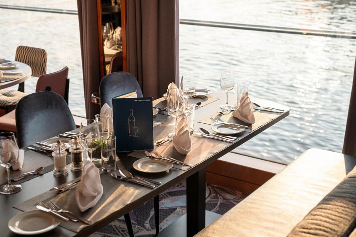 Flusskreuzfahrt Donau im Advent - Restaurant