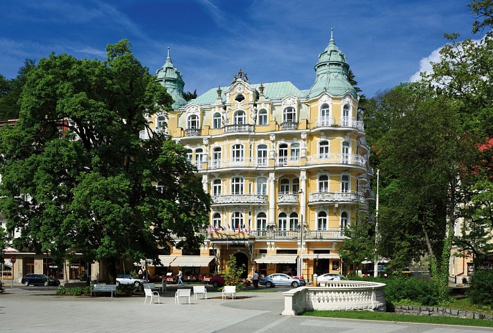Busreise Marienbad & OREA Spa Hotel Bohemia - Außenansicht des Hotels
