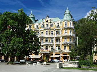 Busreise Marienbad & OREA Spa Hotel Bohemia - Außenansicht des Hotels