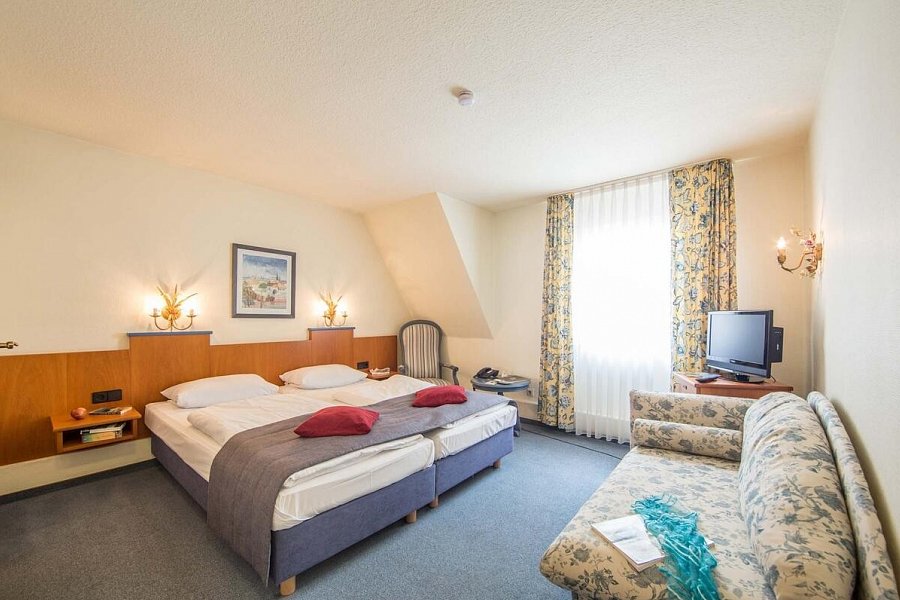 Hotel Karl Noss - Wohnbeispiel Doppelzimmer Classic Haupthaus (Zimmercodierung DB9)