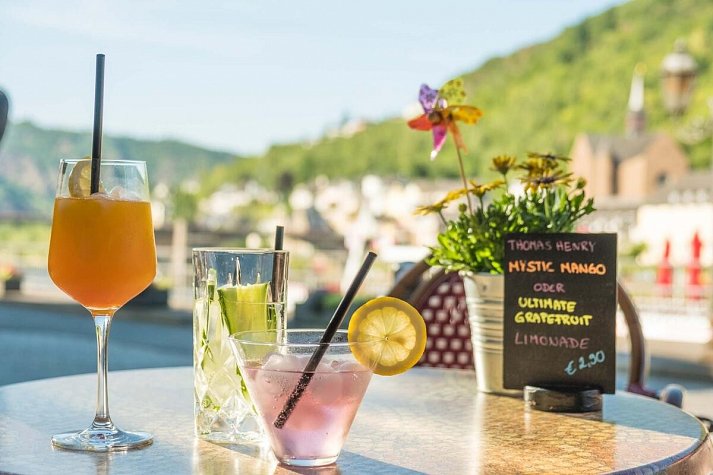 Hotel Karl Noss - Getränke Bistro Flux